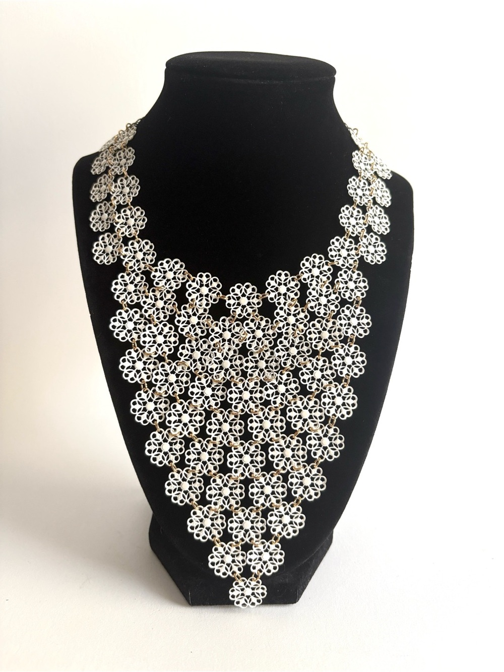 Vintage 1970s Vendome White Enamel Filigree Floral Bib Necklace